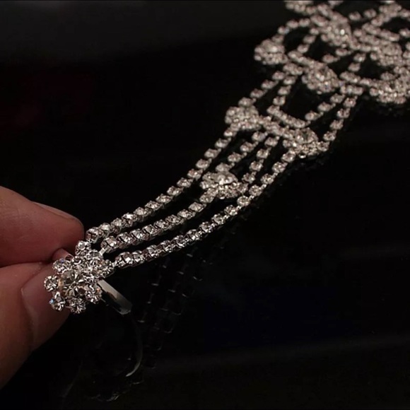 Restocked! PAIR! Bare Foot Chain Sandals - Picture 4 of 8